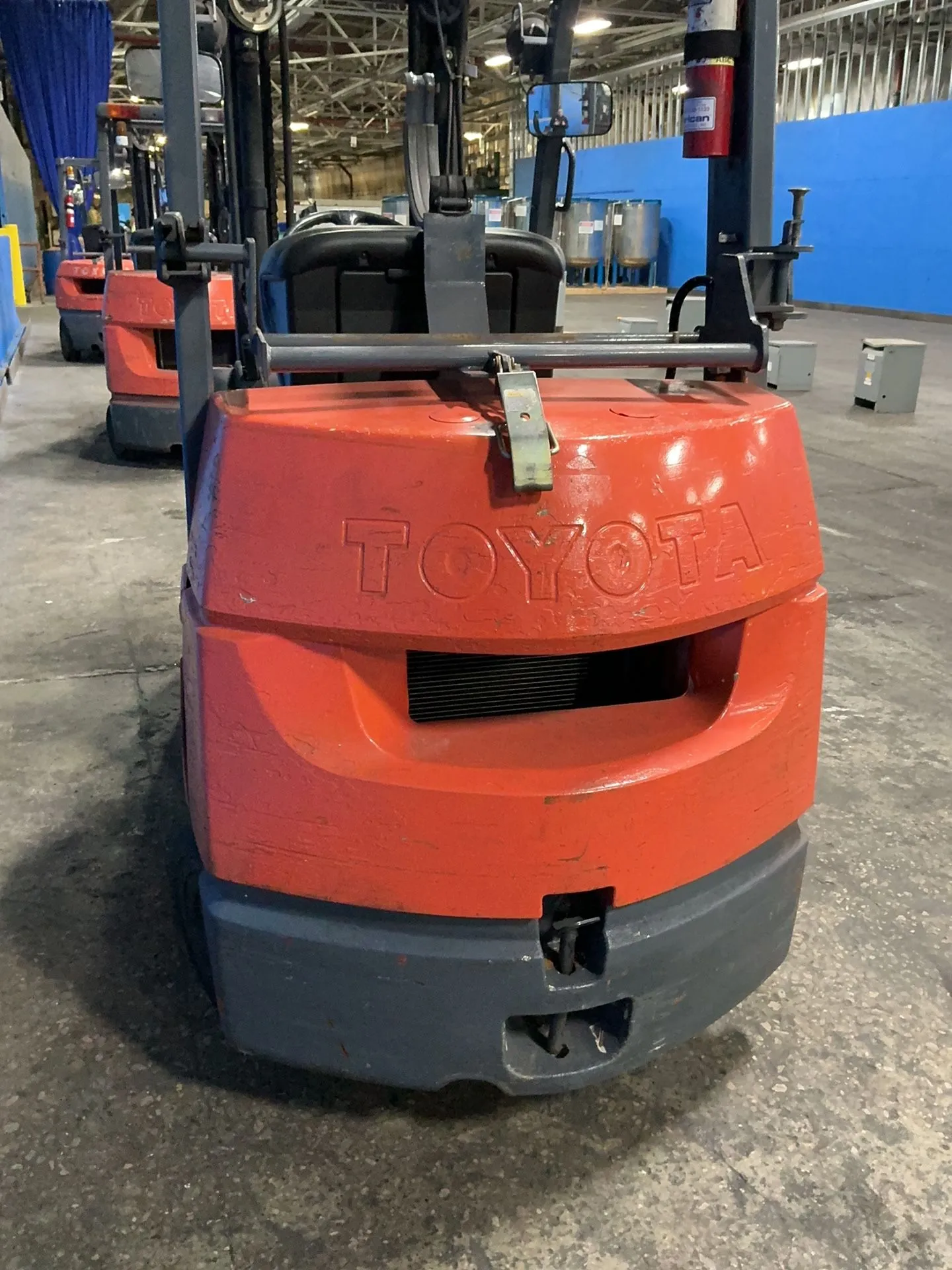 Toyota 4500 Lbs Propane Forklift - 7fgcu25