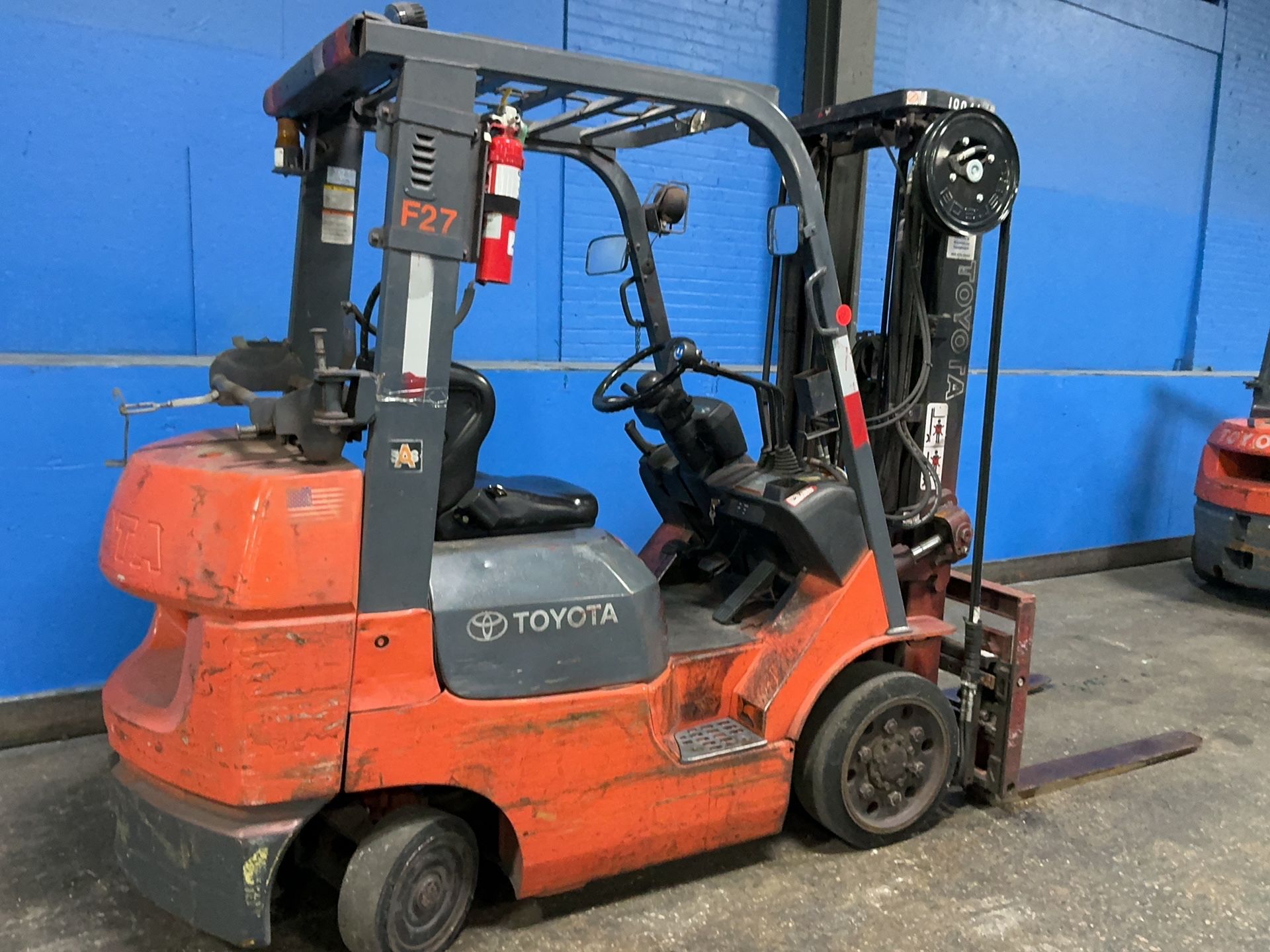 Toyota 4500 Lbs Propane Forklift - 7fgcu25
