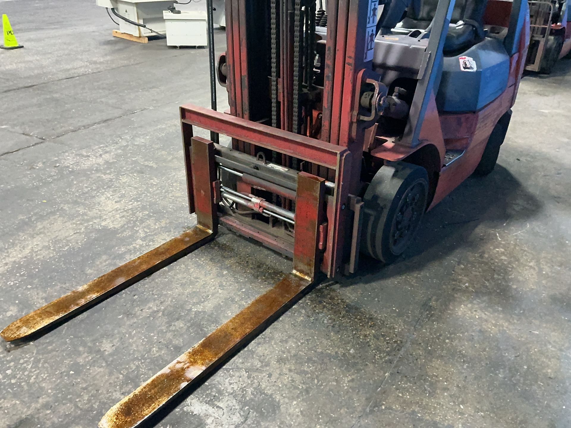 Toyota 4500 Lbs Propane Forklift - 7fgcu25