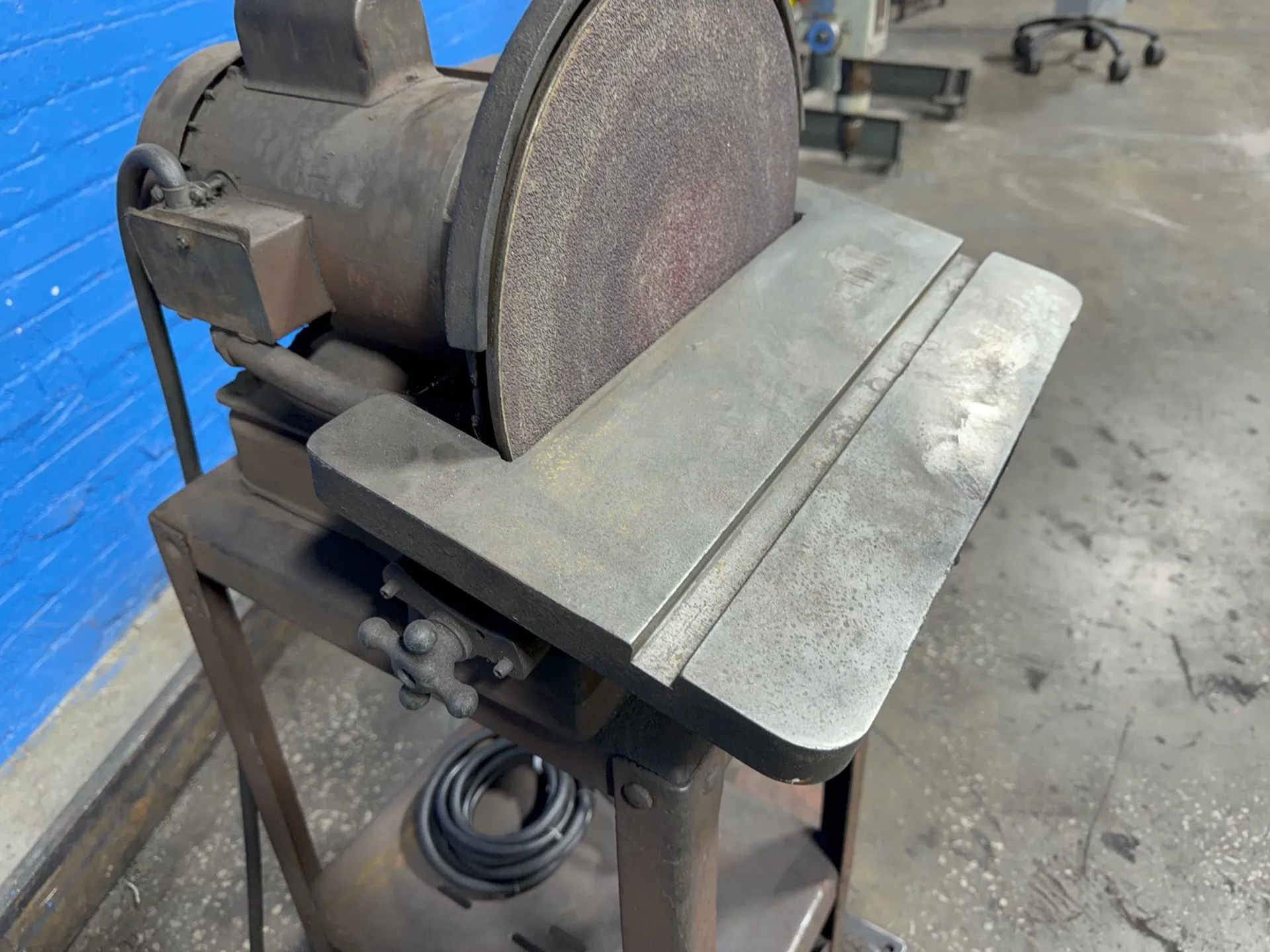 Rockwell 12" Disc Sander - Dn7986