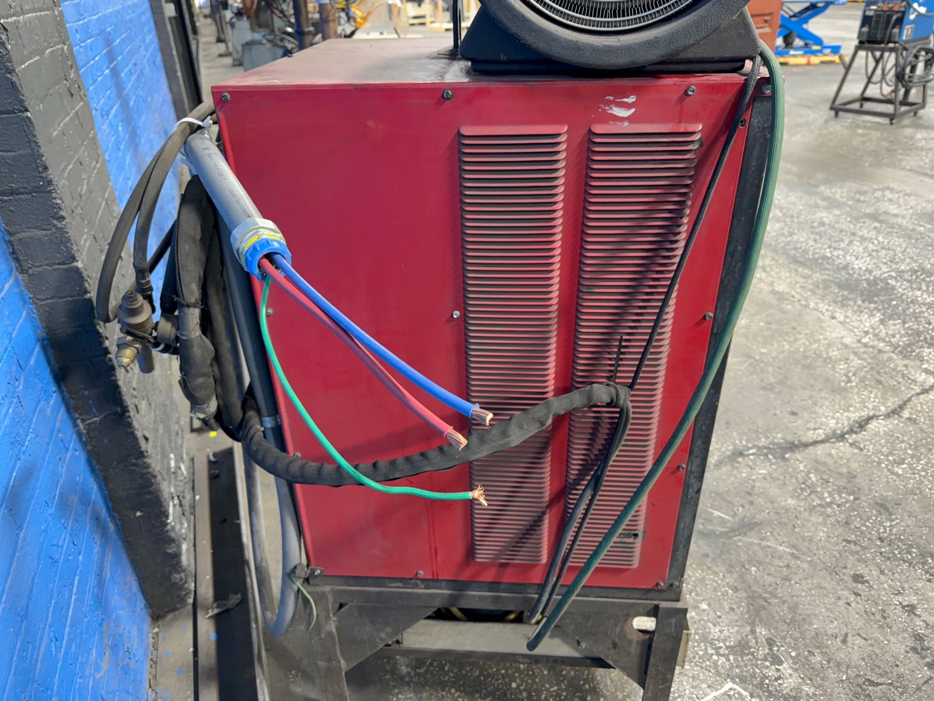 Lincoln 350 Amp Welder - Squarewave Tig-355