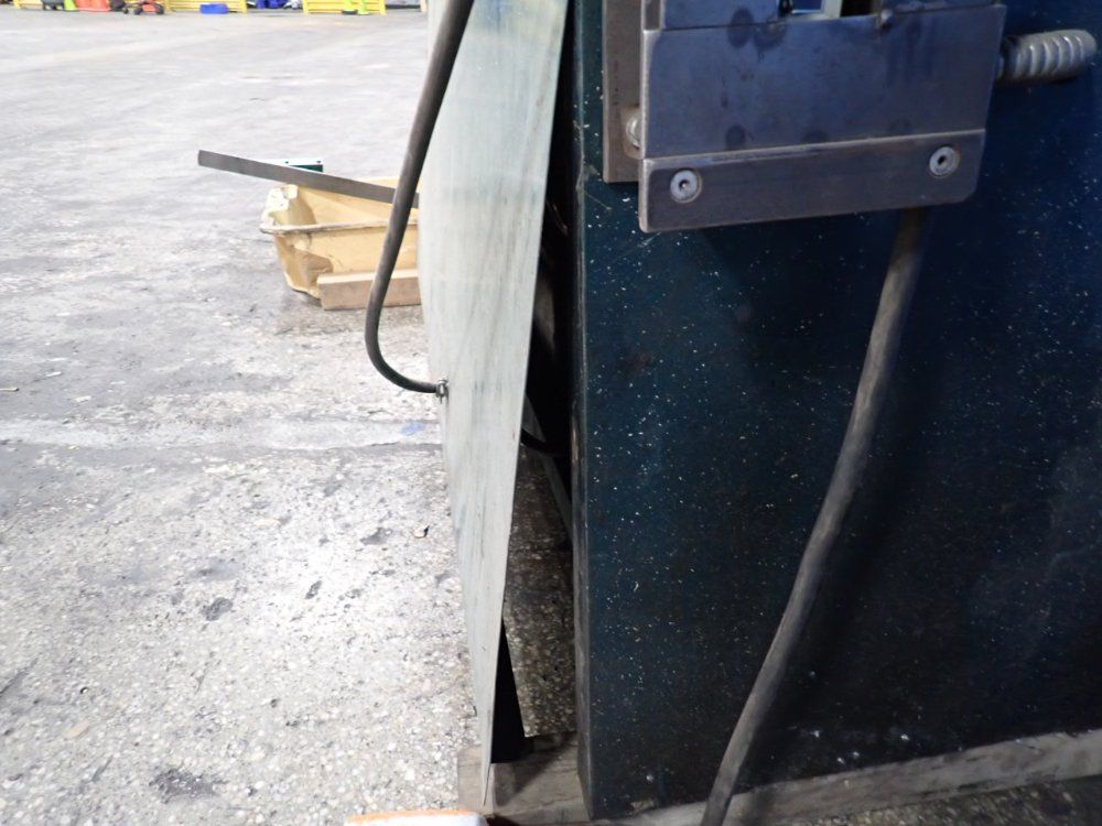 Tennsmith 24 Ga. Hydraulic Squaring Shear