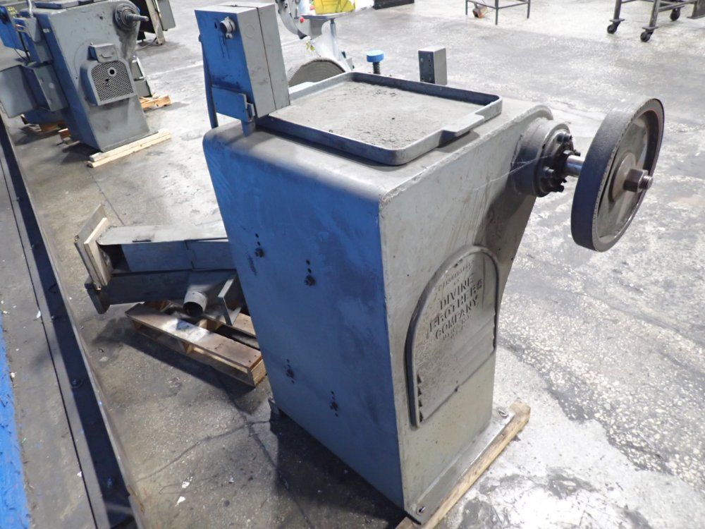 Divine Brothers Company 5 Hp Double-ended Buffer - Vcs-5