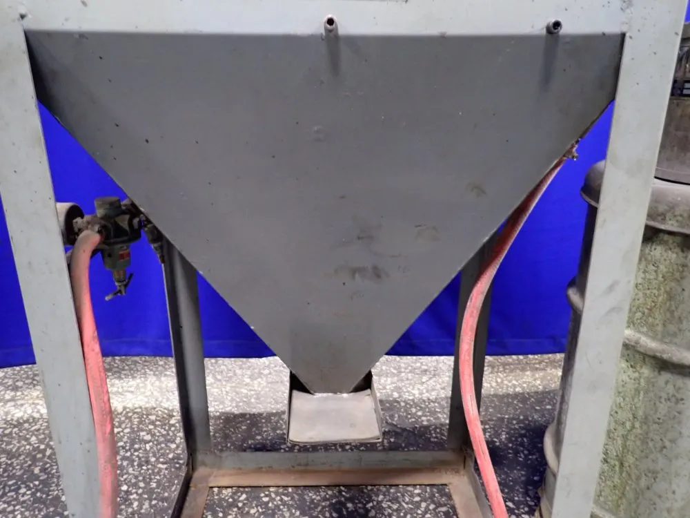 Trinco 17" X 24" X 23" Dry Blast - 24
