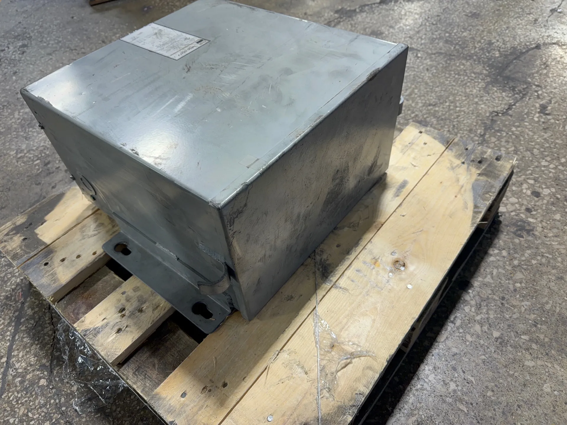 Sola 9 Kva Transformer - Ht5f9as