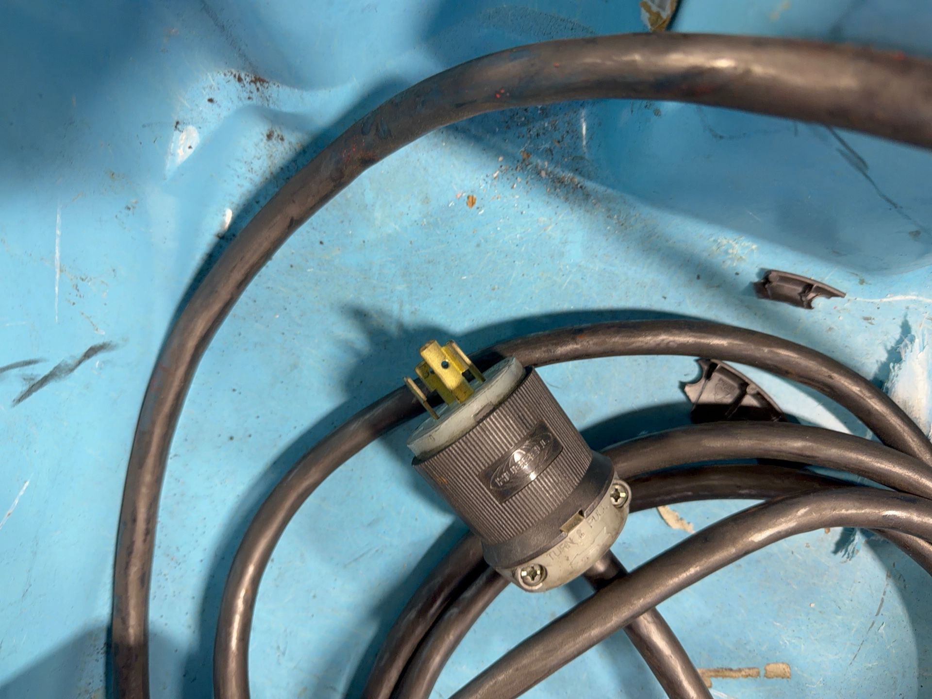 Dayton 2 Ton Electric Hoist - 3yb77