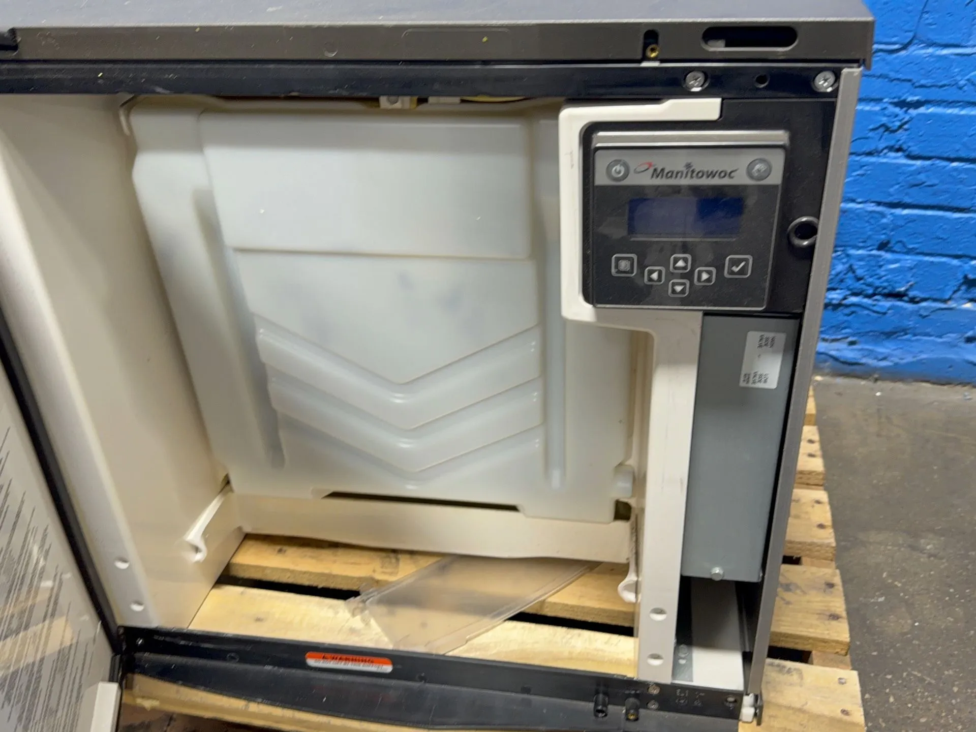 Manitowoc Ice Maker - Iy0324a-161