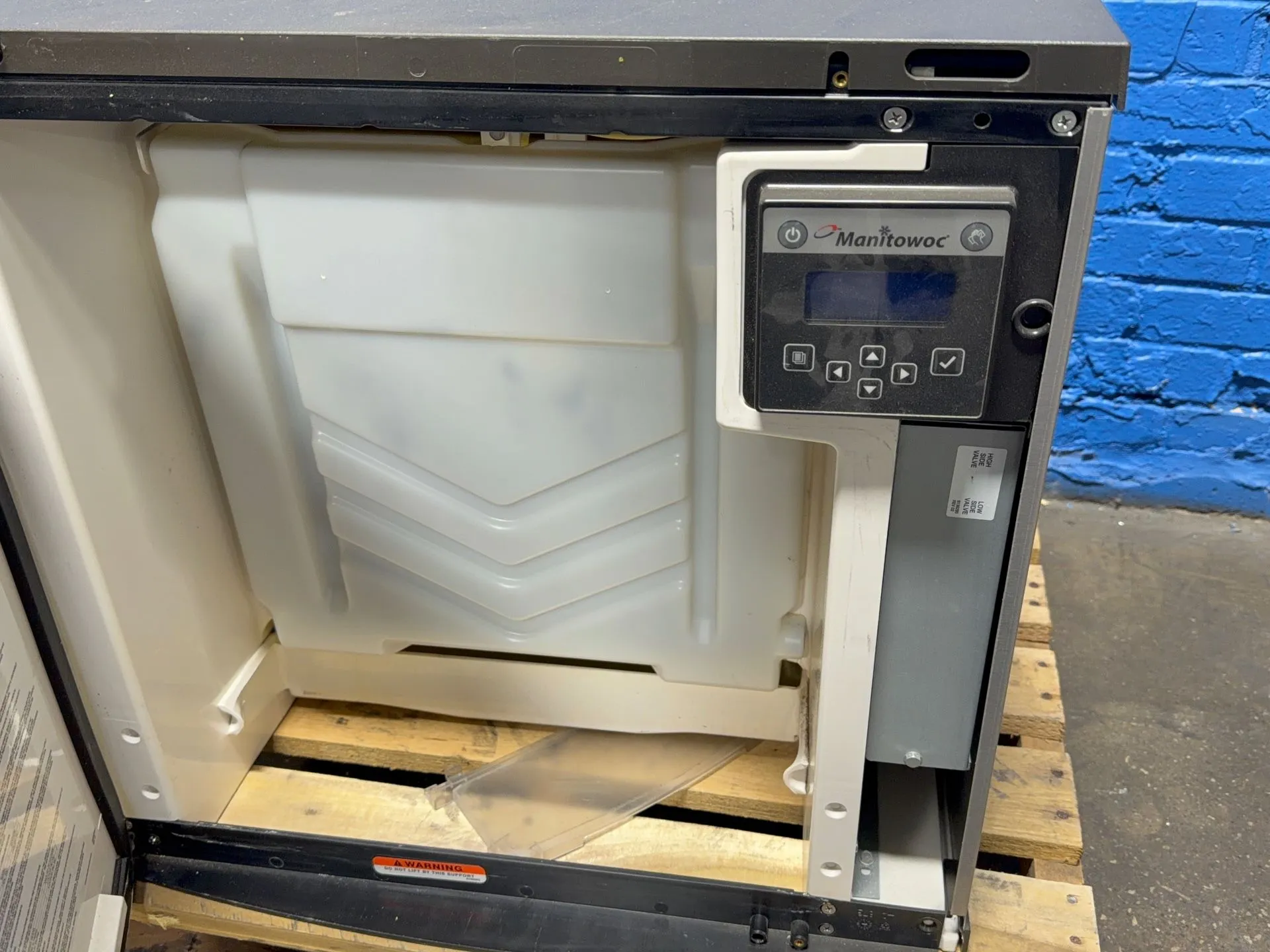 Manitowoc Ice Maker - Iy0324a-161