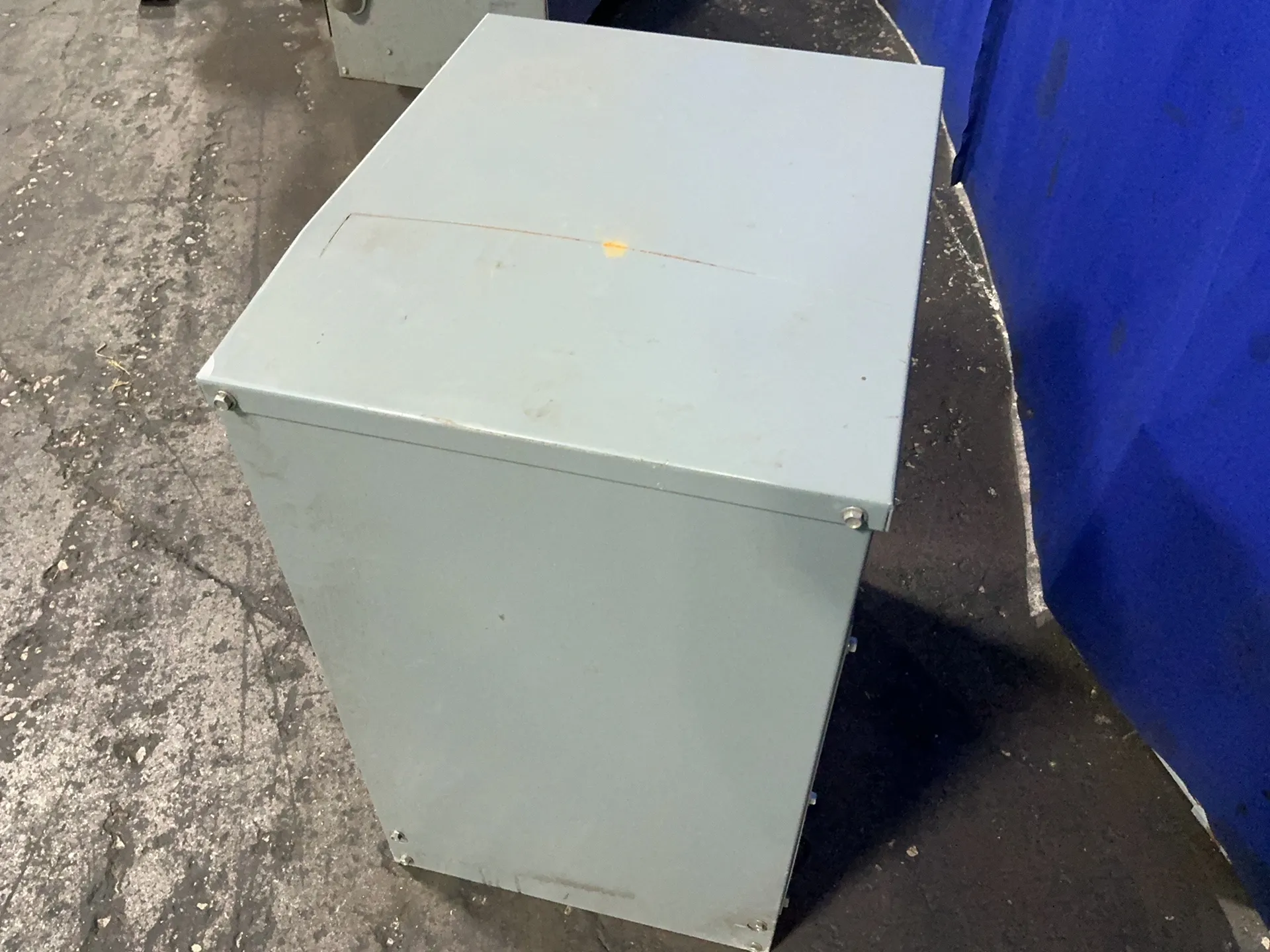 Square D 15 Kva Transformer - Ee15s3h