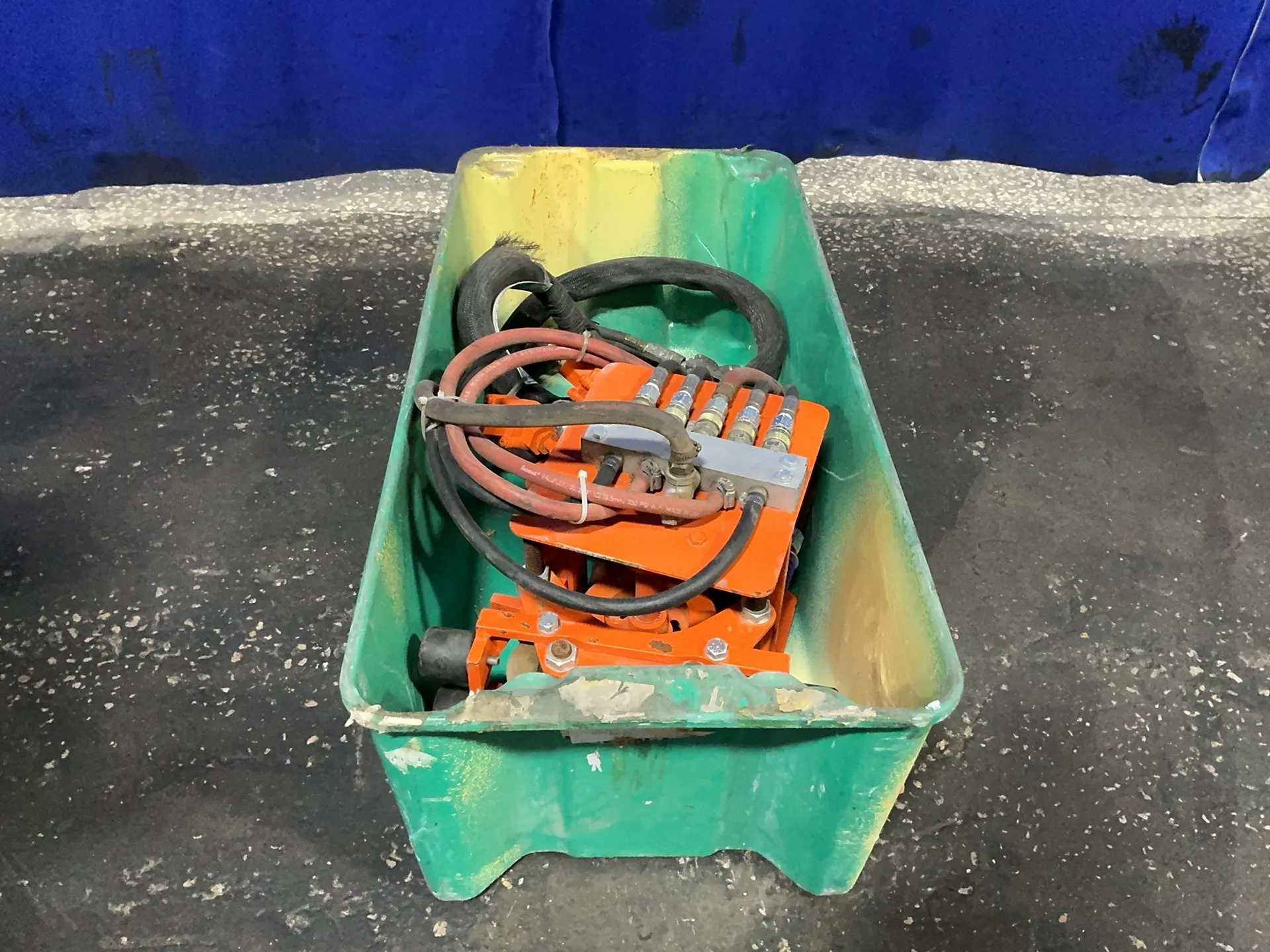 Saturn Overhead Equip. 1000 Lbs Hoist