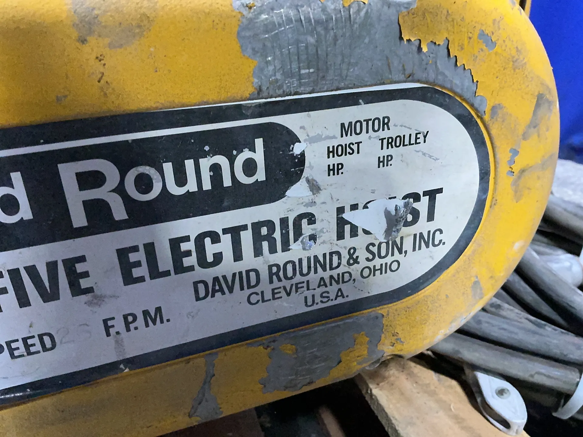 David Round 1 Ton Electric Wire Rope Hoist - 55
