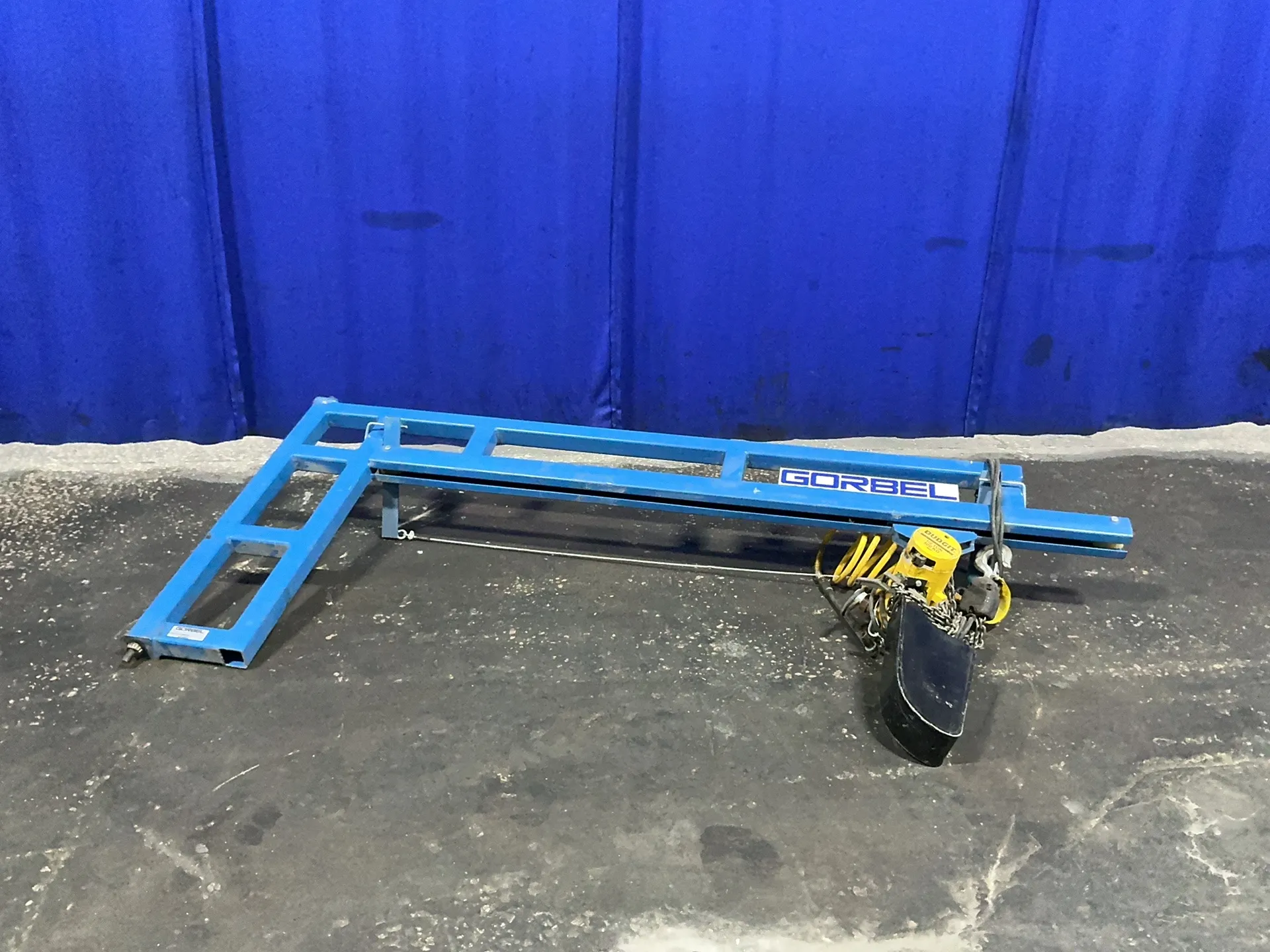 Gorbel 1000 Lbs Workstation Bridge Crane W/ Hoist