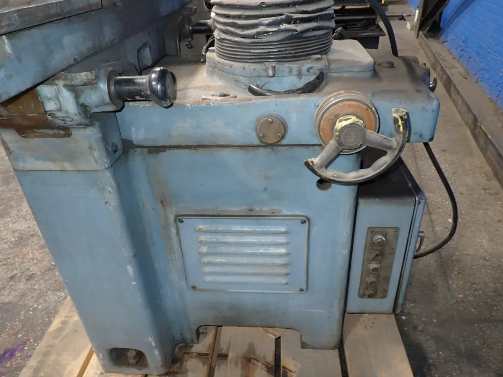 Makino 5" X 37" Table Tool Grinder - C-40
