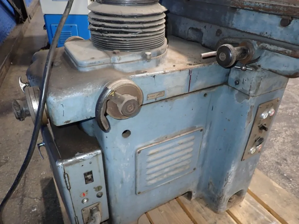 Makino 5" X 37" Table Tool Grinder - C-40