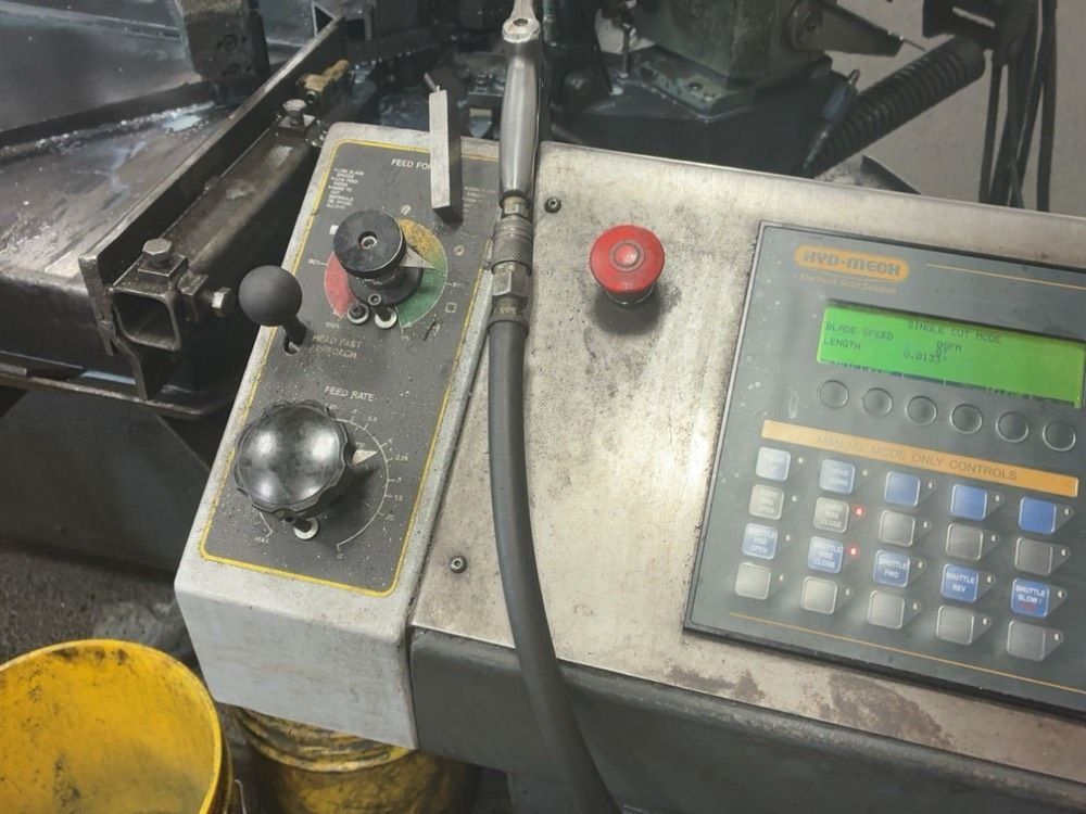 Hyd-mech 26" X 13" Horizontal Band Saw - S20a