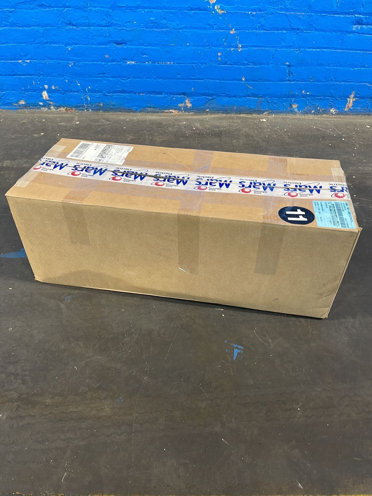 Eaton Freedom Nema Combination Fvnr Starter With Fused Disconnect & Cpt - Ecn1811ehb