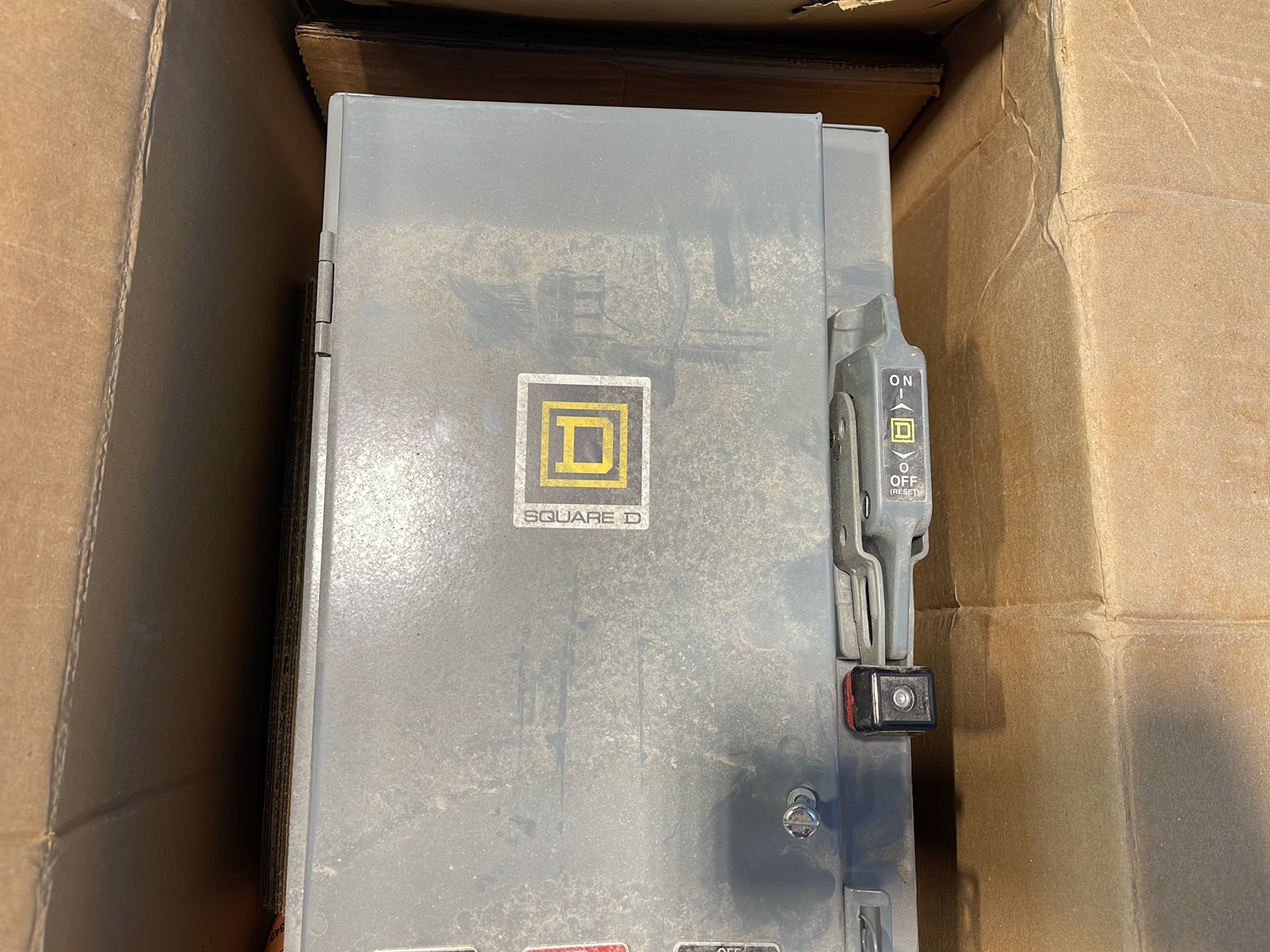 Square D 5 Hp Ac Combination Motor Starter - 8538sbg33v01ch309p92sx22y74