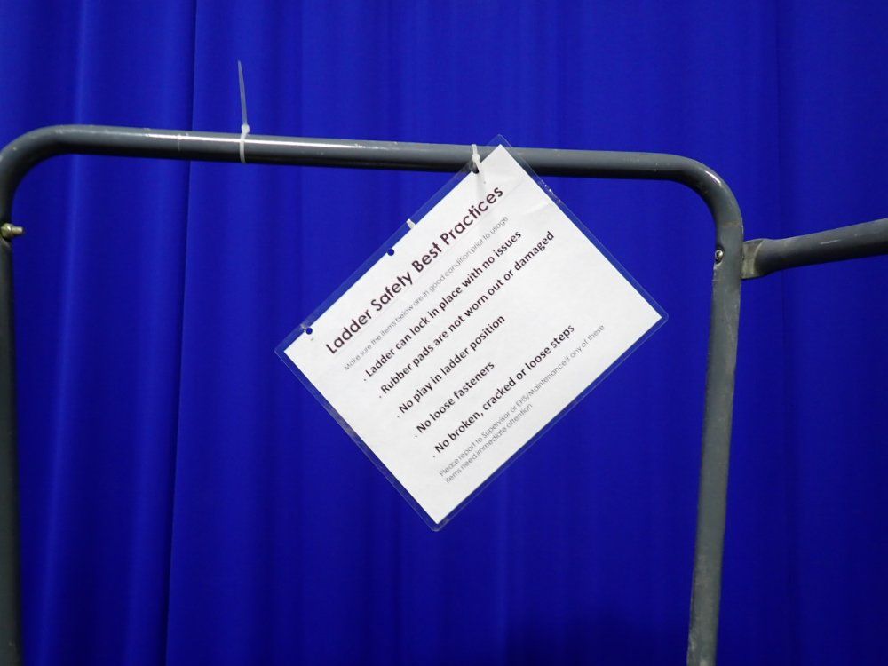 Balleymore Rolling Safety Ladder