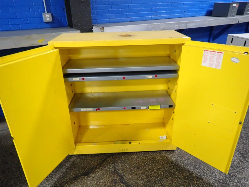 Justrite 30 Gal Flammable Liquid Storage Cabinet - 893000