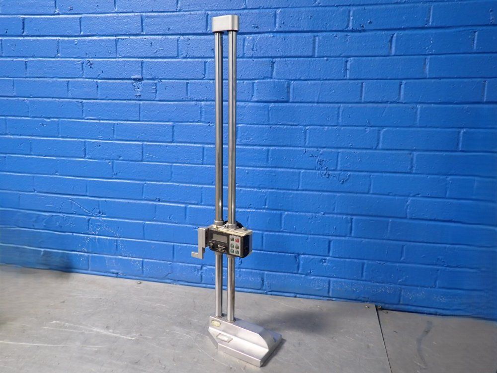 Mitutoyo 0-24" Double Column Height Gage - 192-657