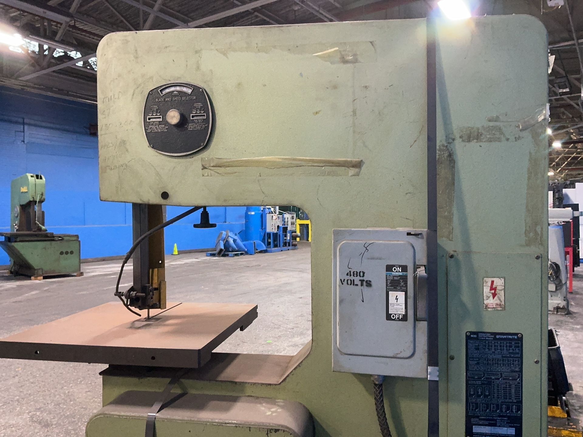 Startrite 21” X 21” Vertical Band Saw - Bro.25