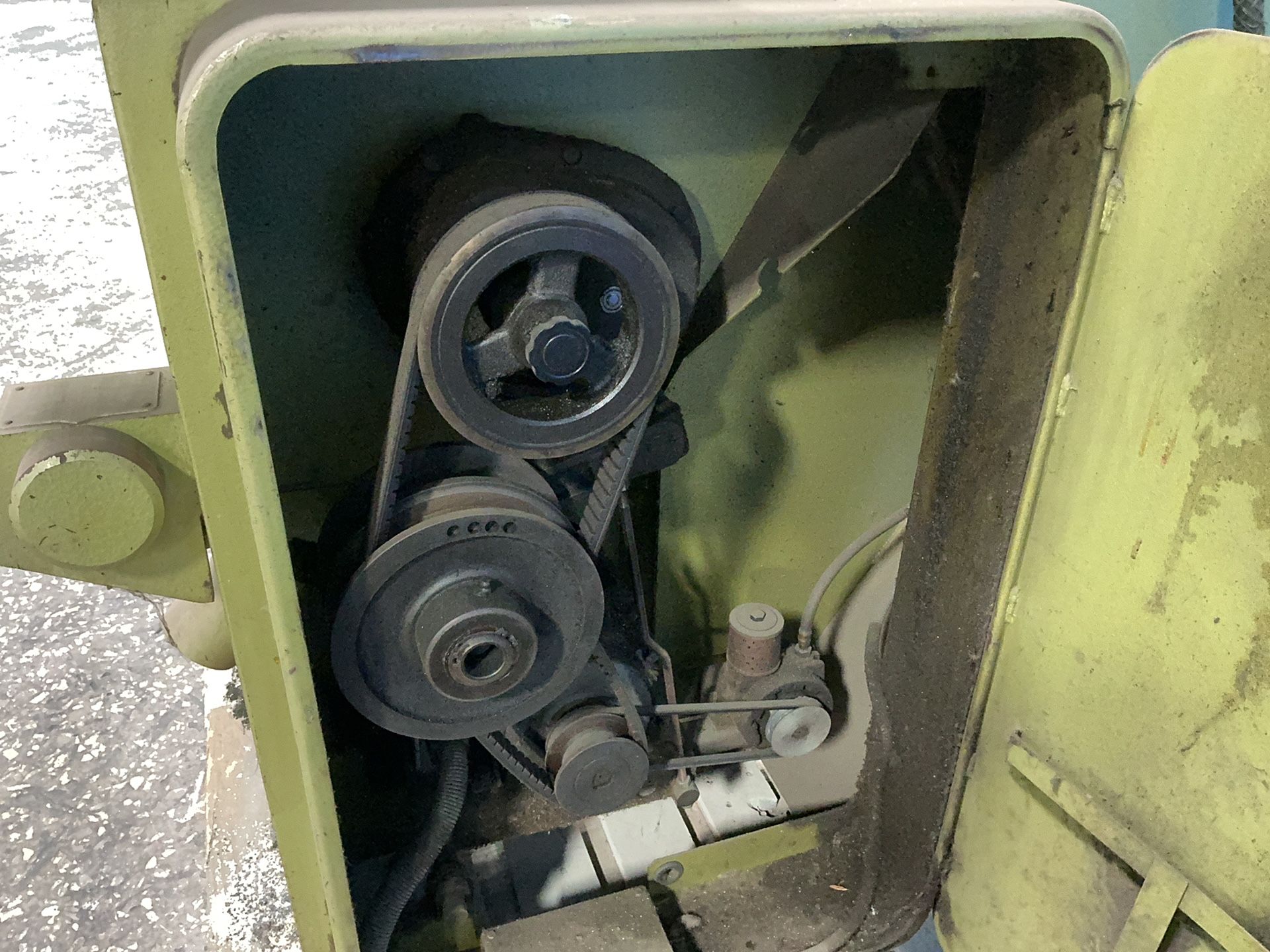 Startrite 21” X 21” Vertical Band Saw - Bro.25