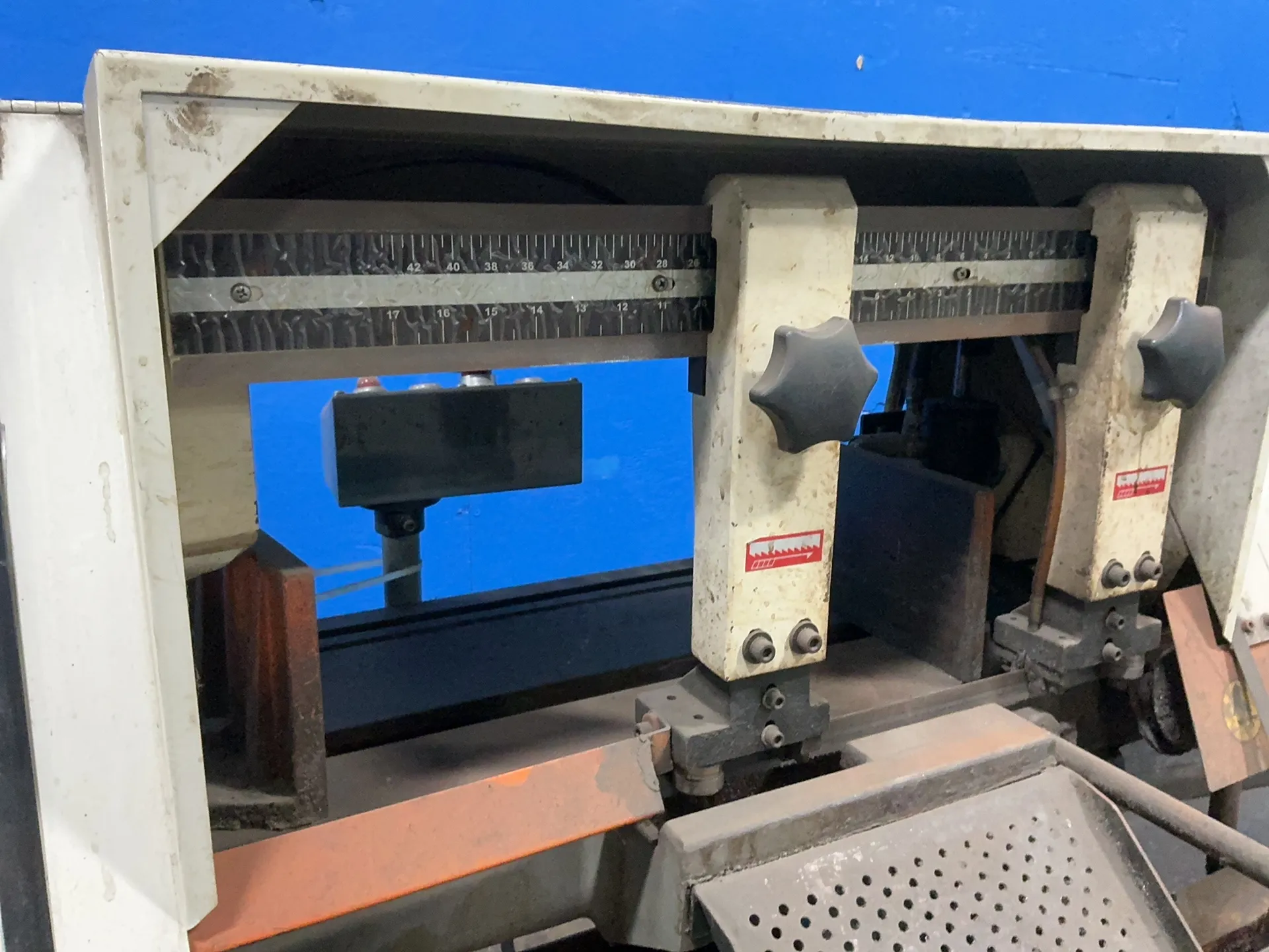 Wilton 10” X 16” Horizontal Band Saw - 7040