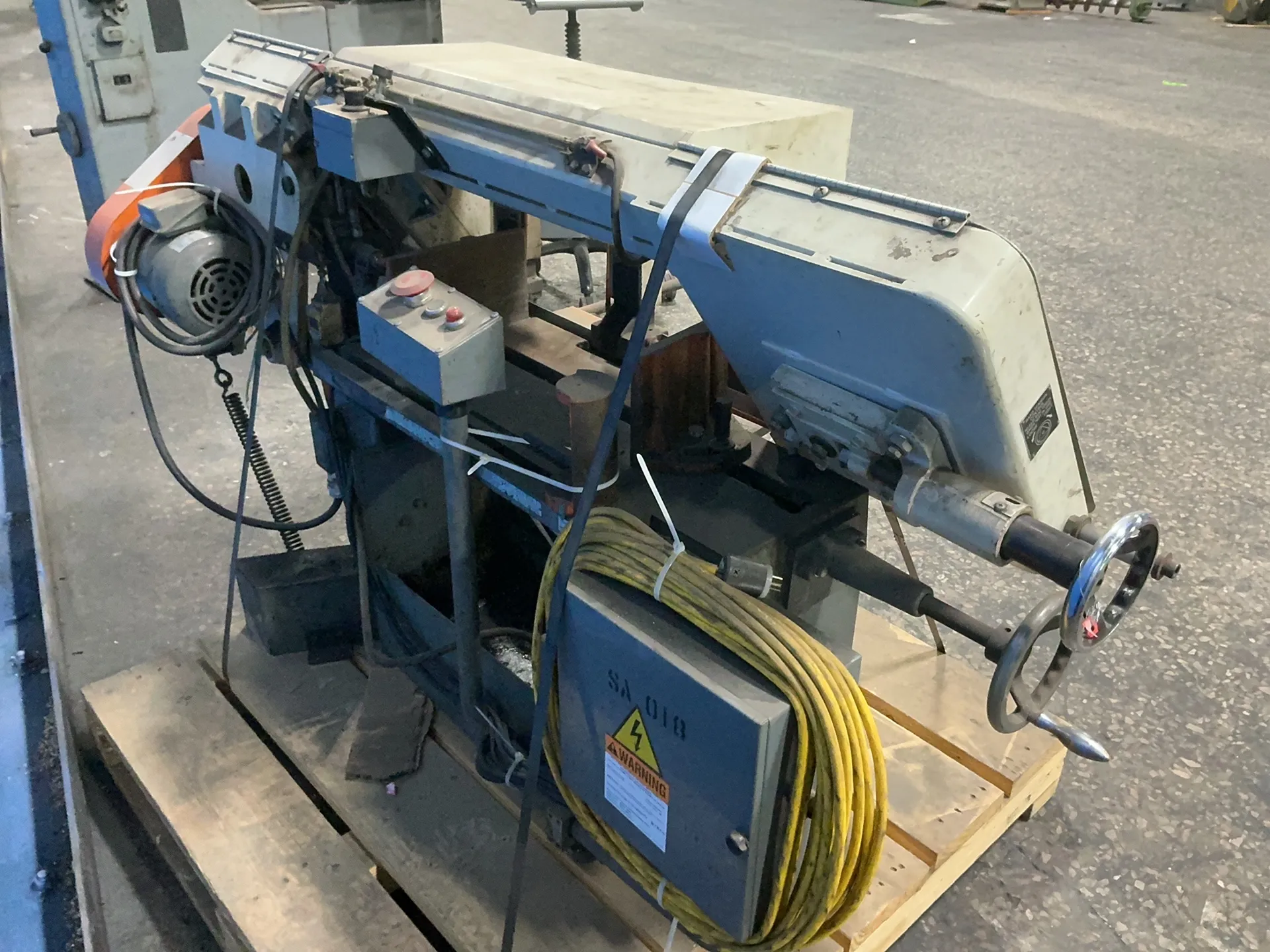 Wilton 10” X 16” Horizontal Band Saw - 7040