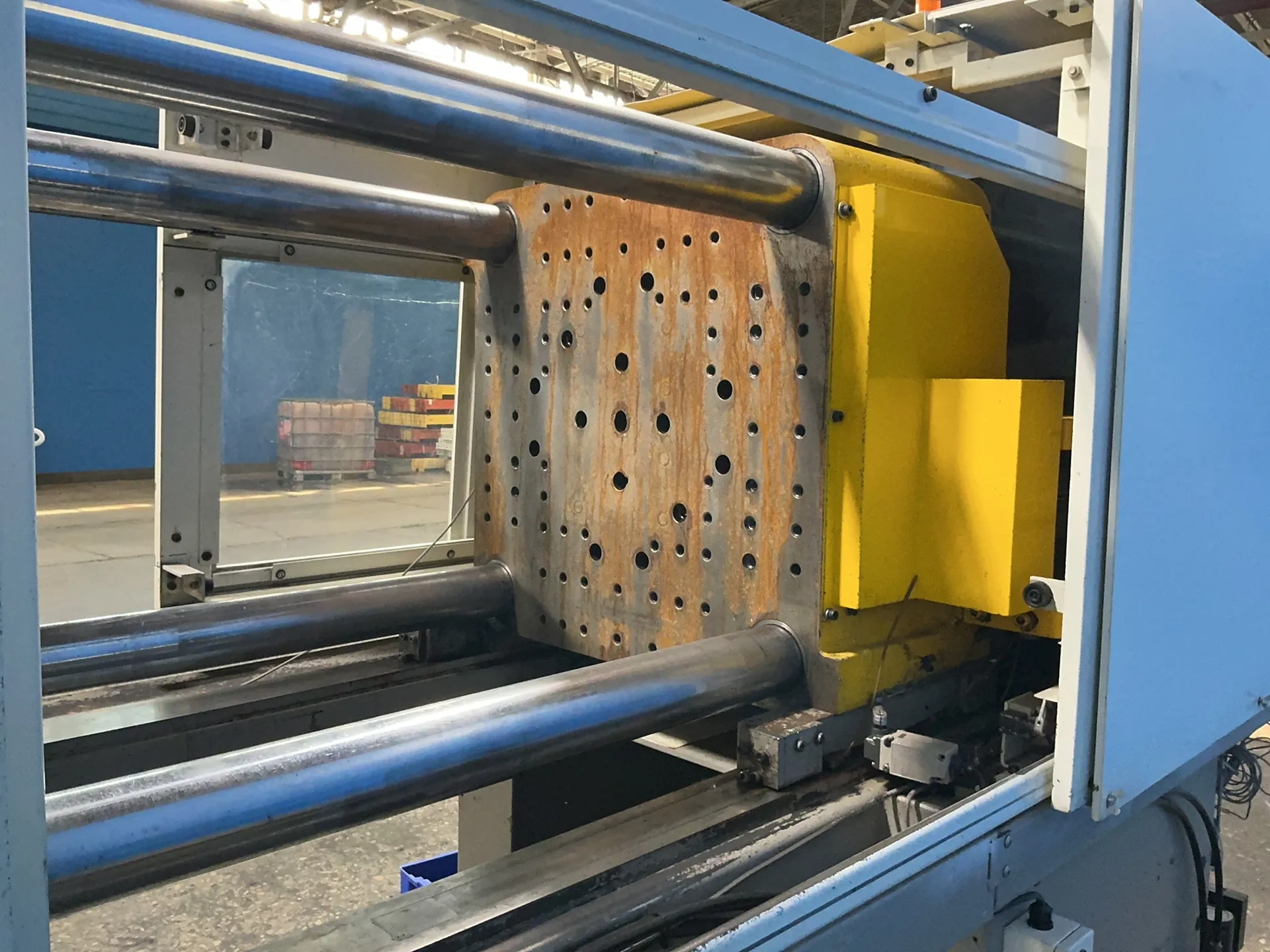 Toshiba Injection Molder - Ec180v21-4