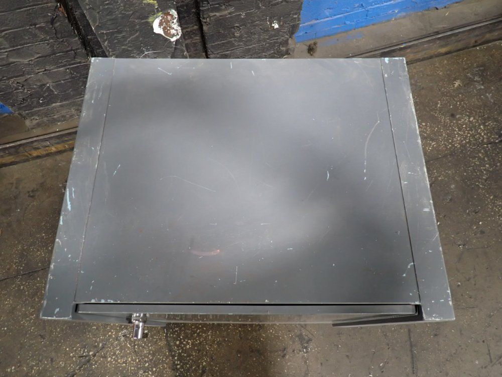 2 @ 19" X 26" Cabinet