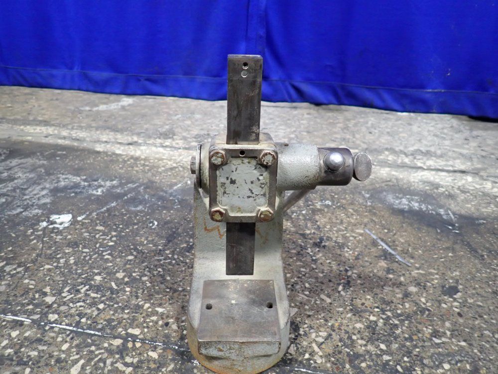 Dake 3" X 3.5" Benchtop Arbor Press - X