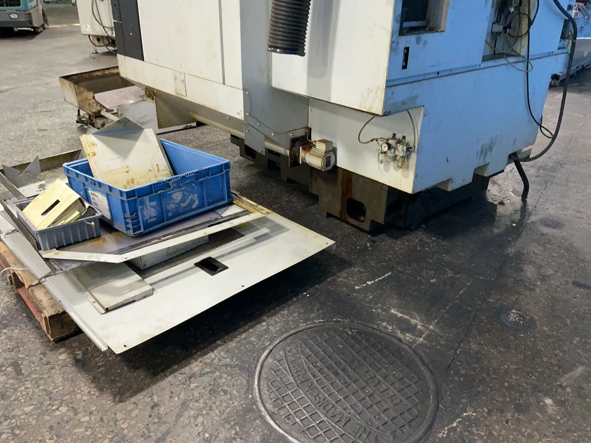 Mori Seiki 24" X 42" Cnc Vmc - Duravertical 5080