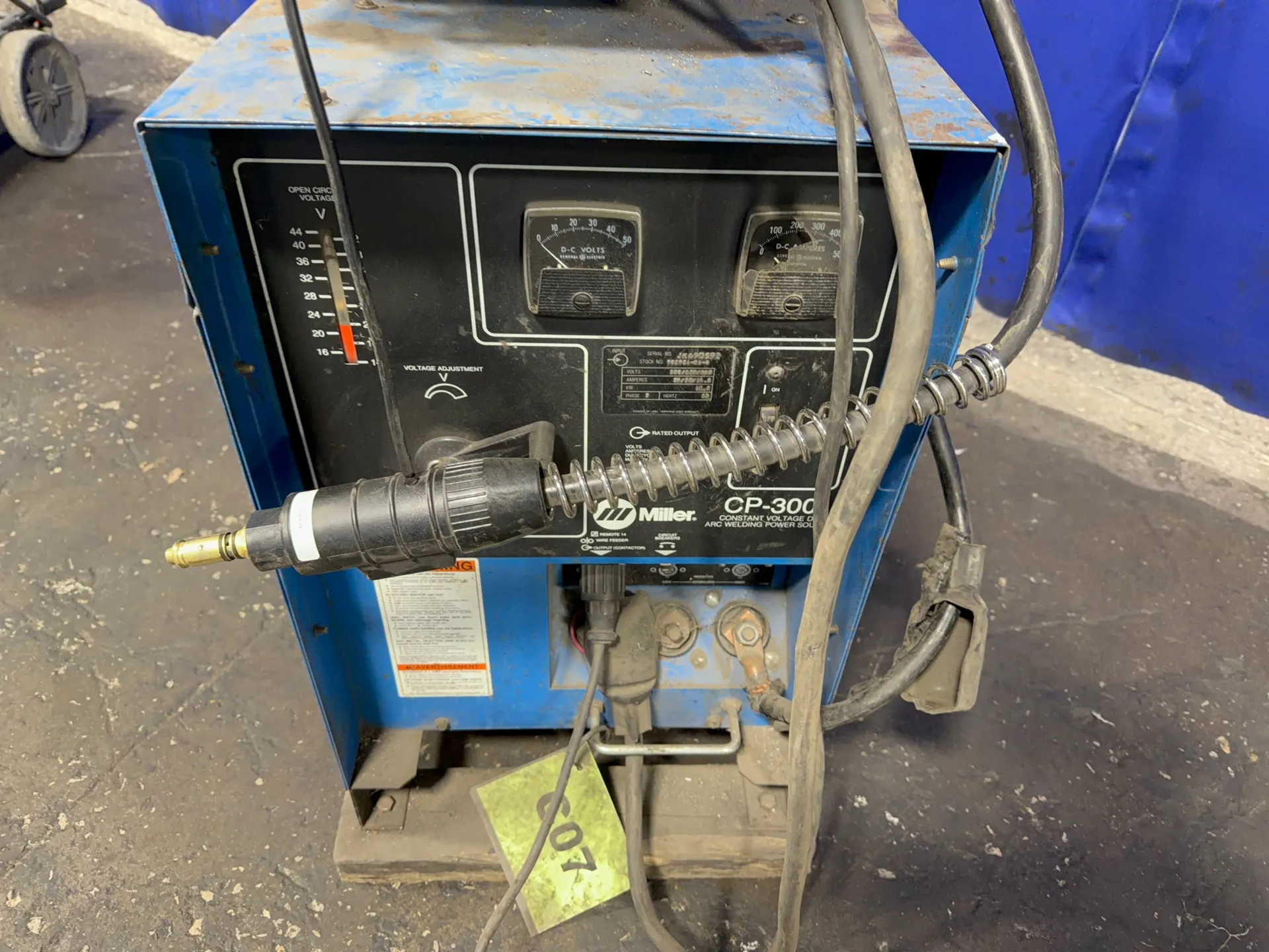 Miller 300 Amp Welder - Cp-300