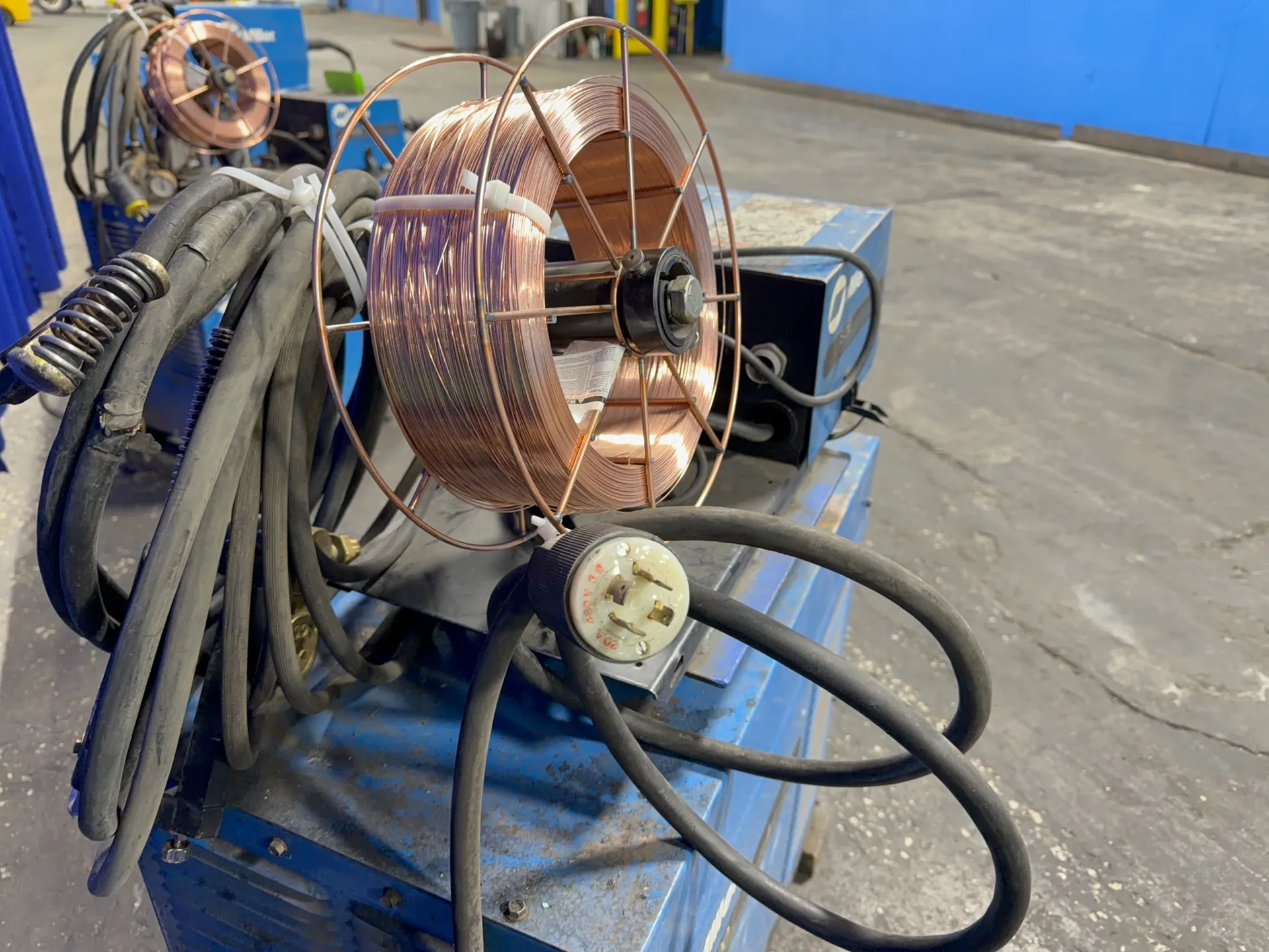 Miller 300 Amp Welder - Cp-300