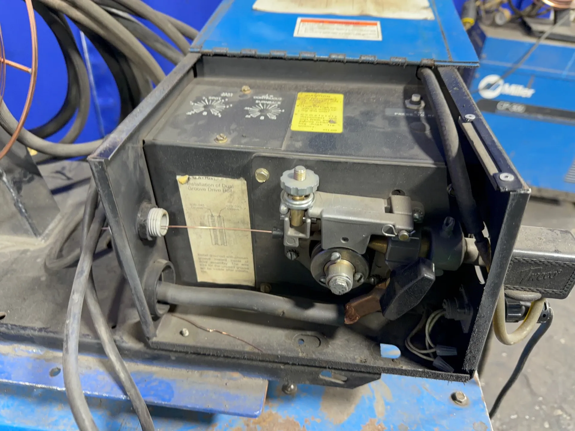 Miller 300 Amp Welder - Cp-300