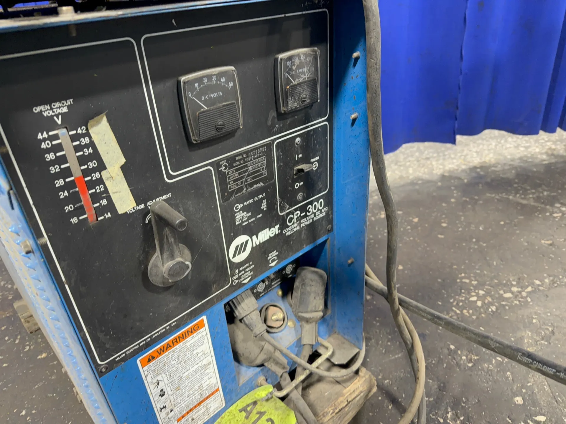 Miller 300 Amp Welder - Cp-300