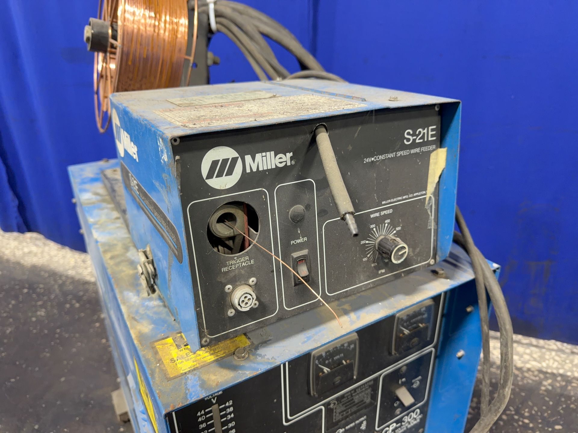 Miller 300 Amp Welder - Cp-300