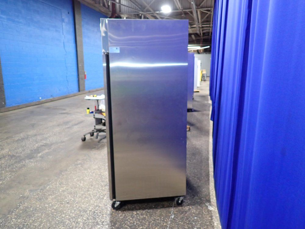 Darwin Cabinets 5 @ 27" X 45" Refrigerated Incubator - Ino56