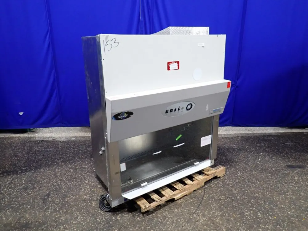 Labgard Biological Safety Cabinet - Nu-425-400