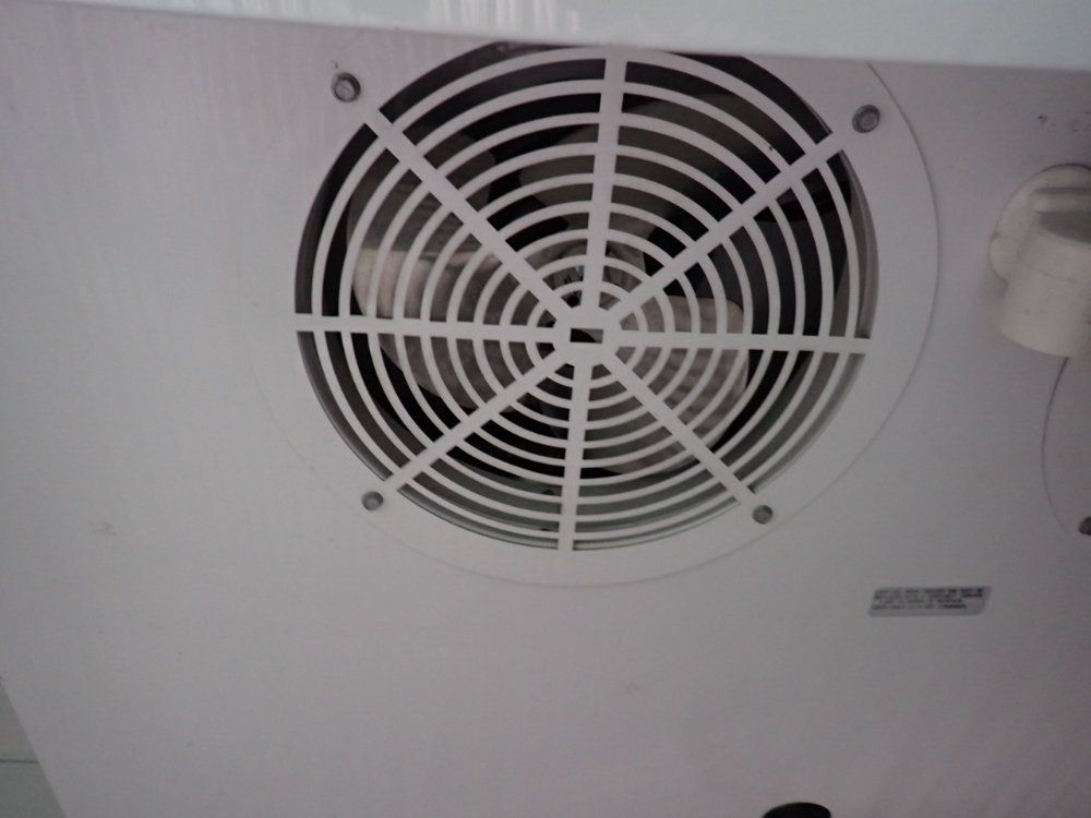 Lab-line 6 @ 22" X 24" Refrigerator - 3785