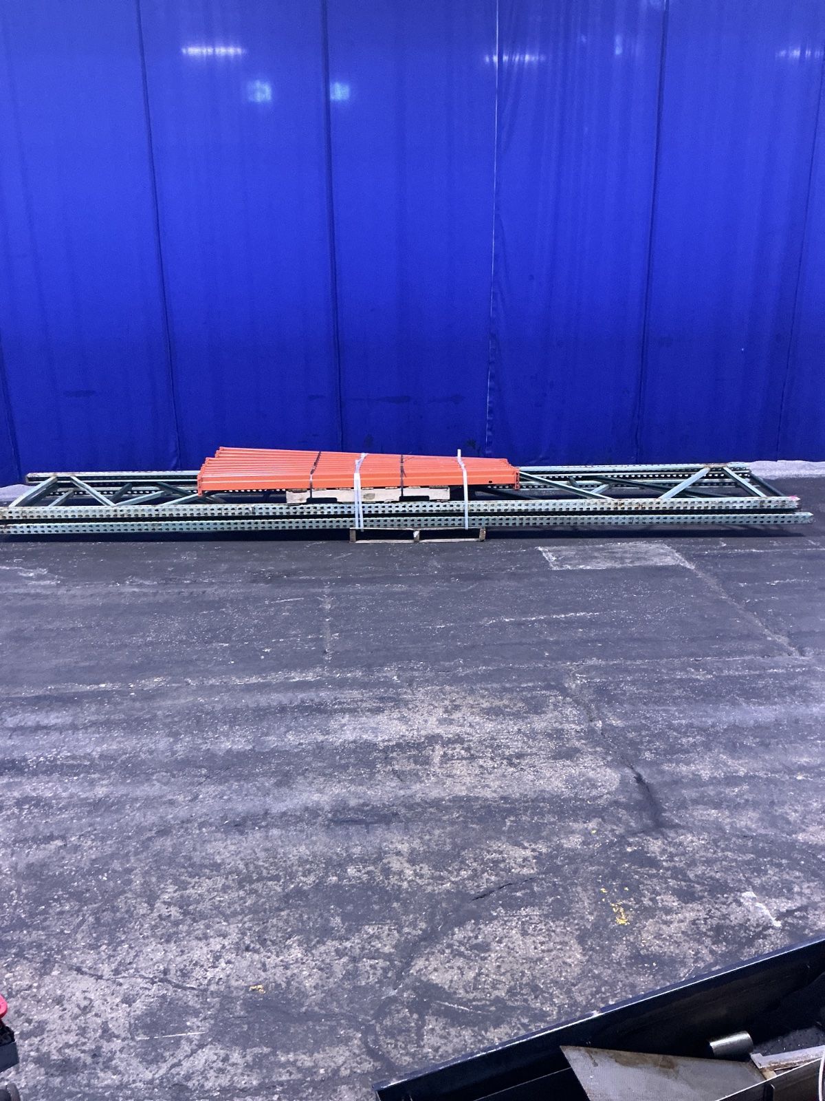 44” X 241” Pallet Racking - Teardrop