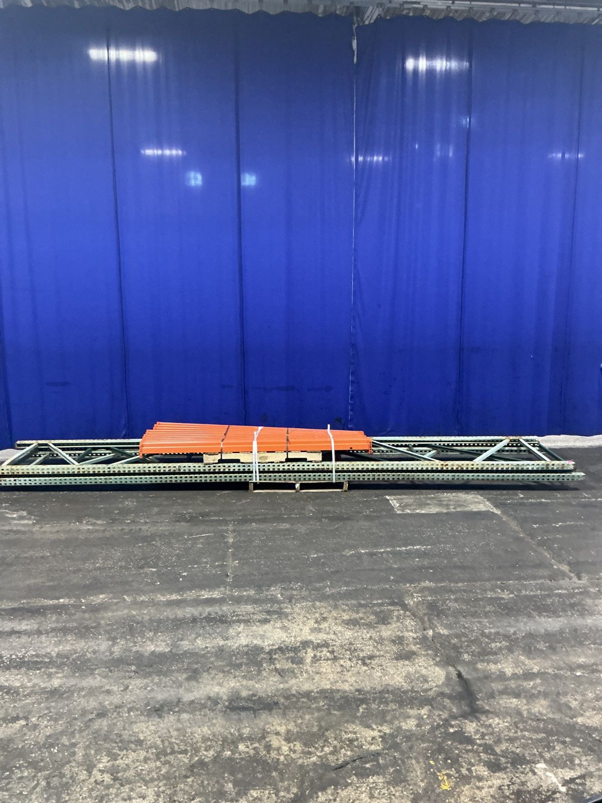 44” X 241” Pallet Racking - Teardrop