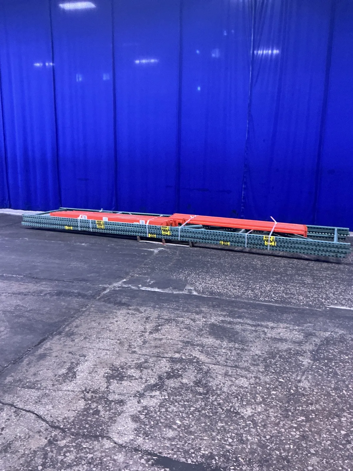 44” X 241” Pallet Racking - Teardrop