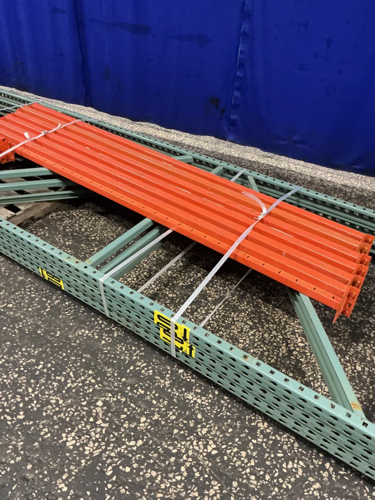 44” X 241” Pallet Racking - Teardrop