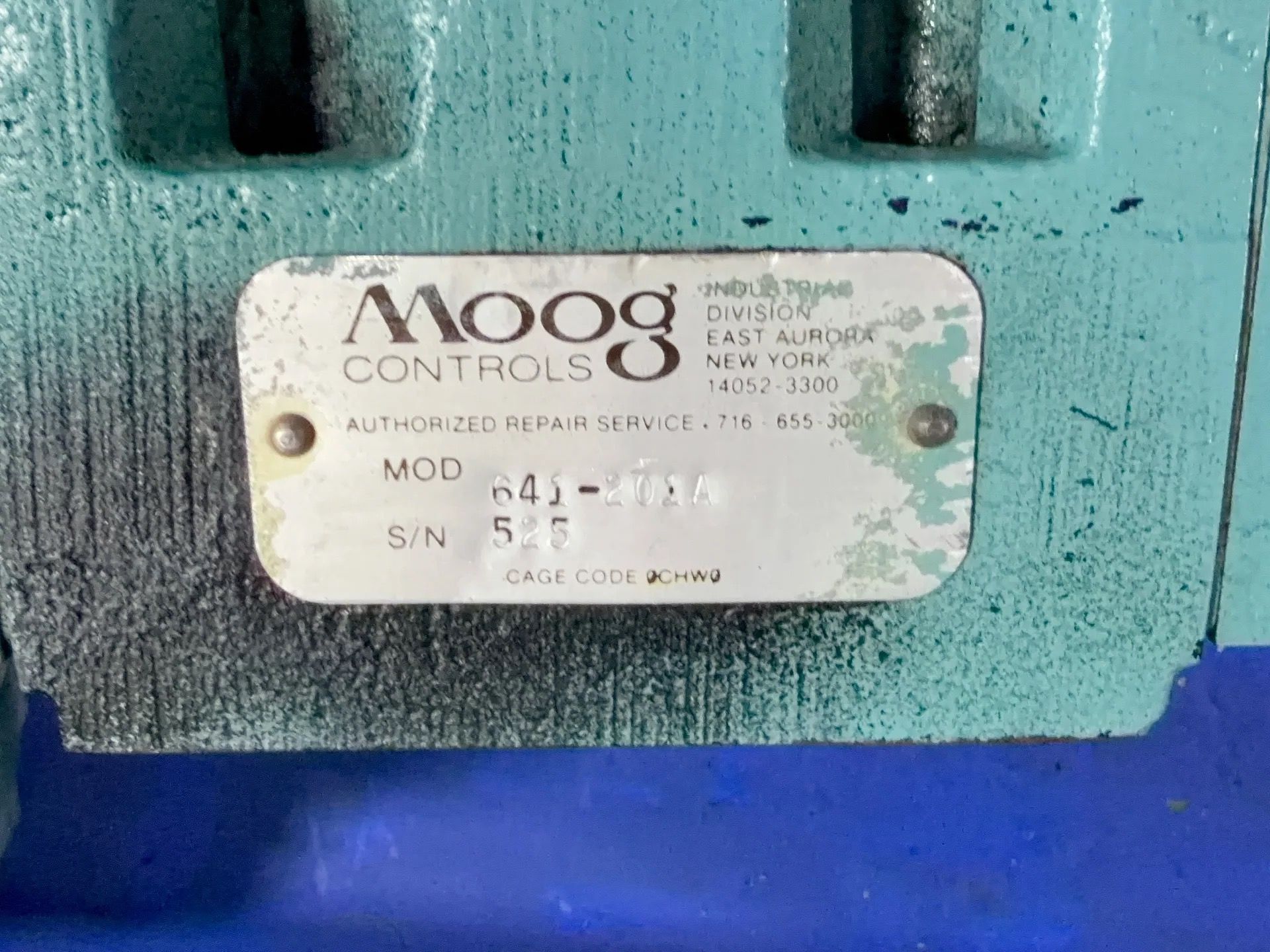 Moog Hydraulic Valves - 641-201a