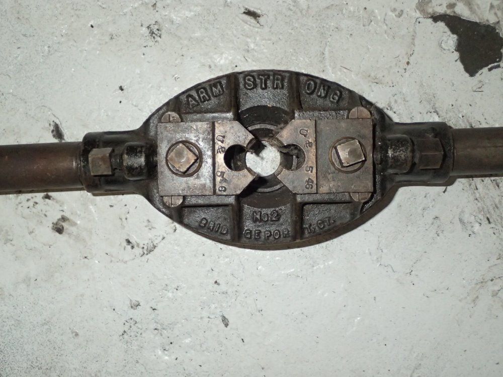 Armstrong Pipe Threader - 2