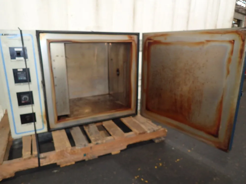 Lunaire / Tenney Environmental 20'' X 20'' X 22'' Environmental Chamber - Ce205