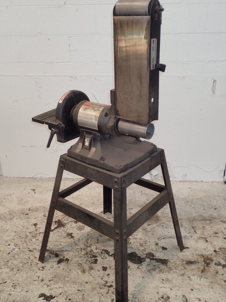Dayton 6'' / 9'' Belt / Disc Sander - 2pa29