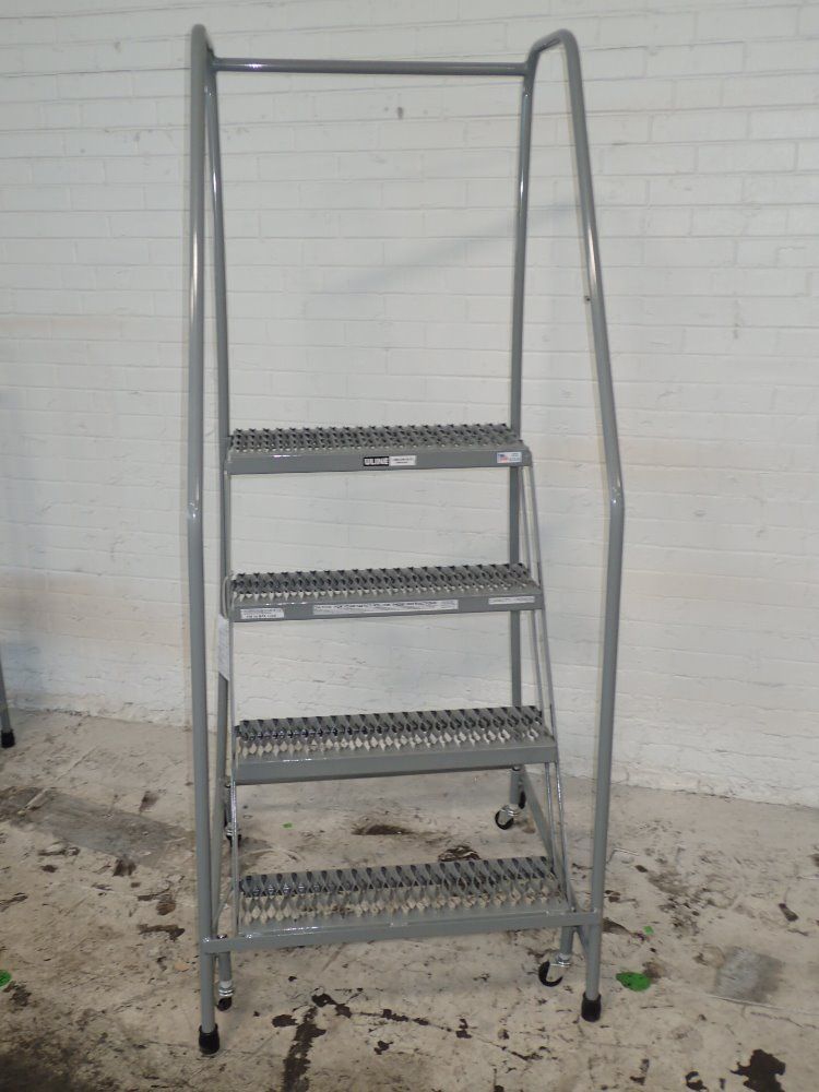 Uline 4 Steps Portable Stairs