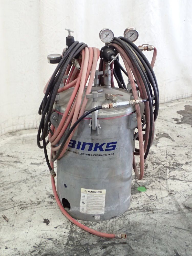 Binks 15'' X 21'' Pressurized Paint Pot
